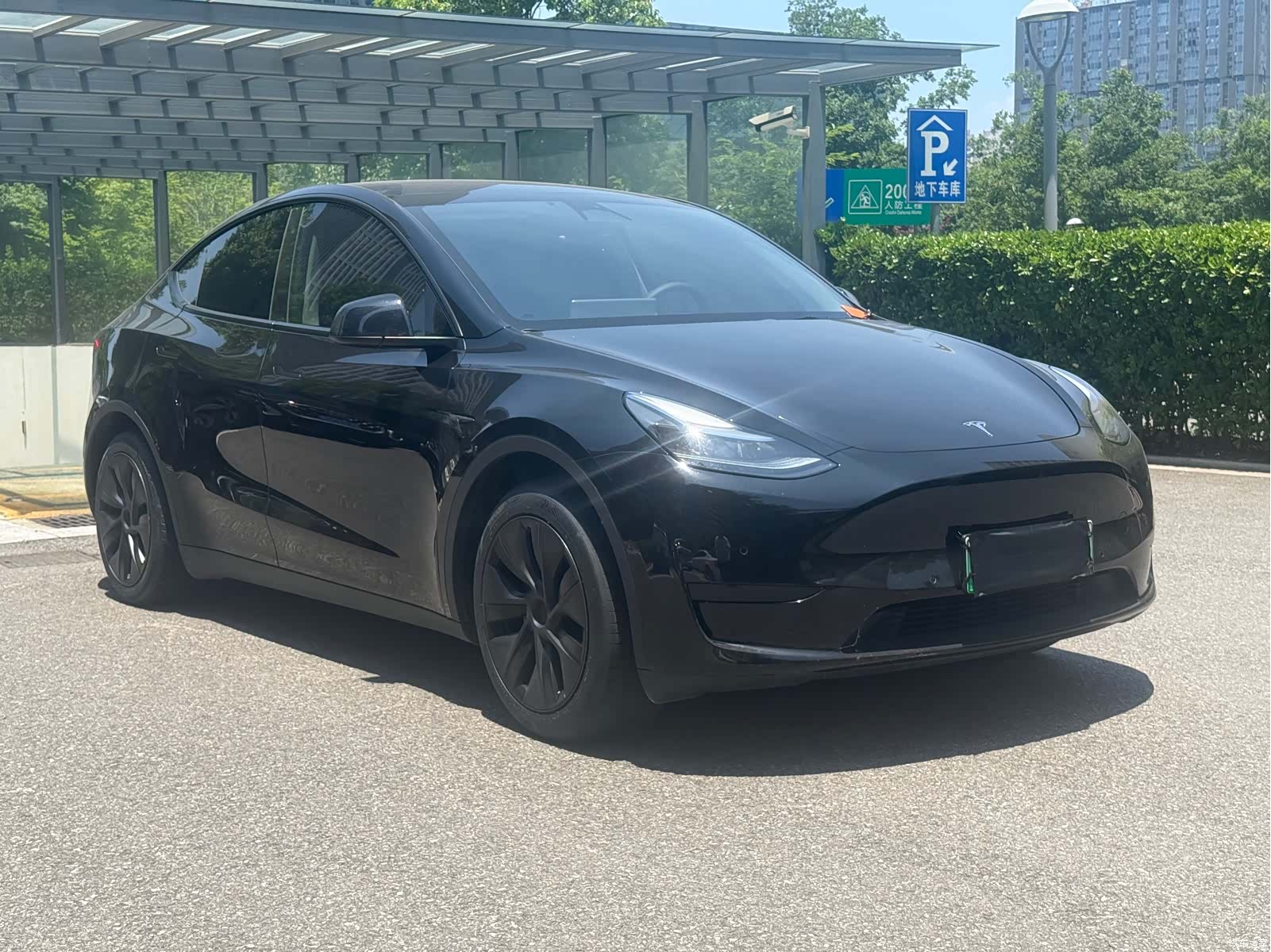Tesla Model Y, 2023 3