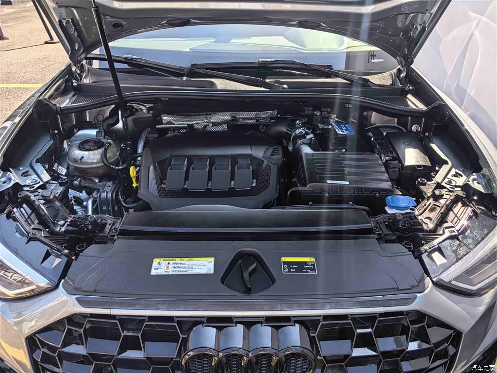 Audi Q3, 2021 9