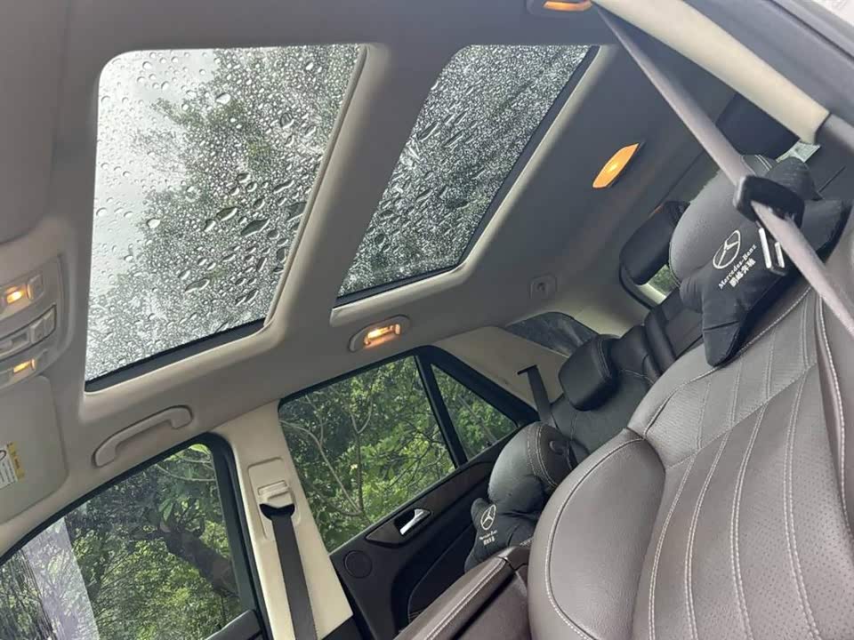 Mercedes-Benz GLE Mercedes-Benz GLE