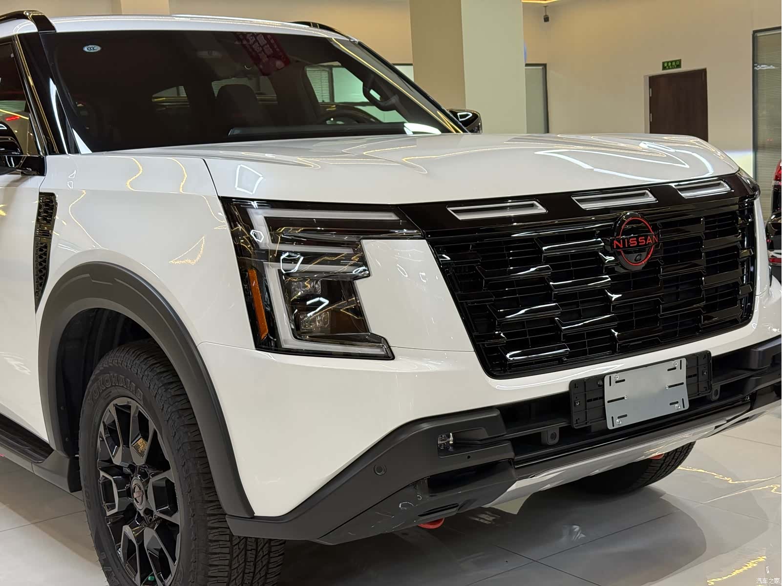 Nissan Patrol, 2025 4