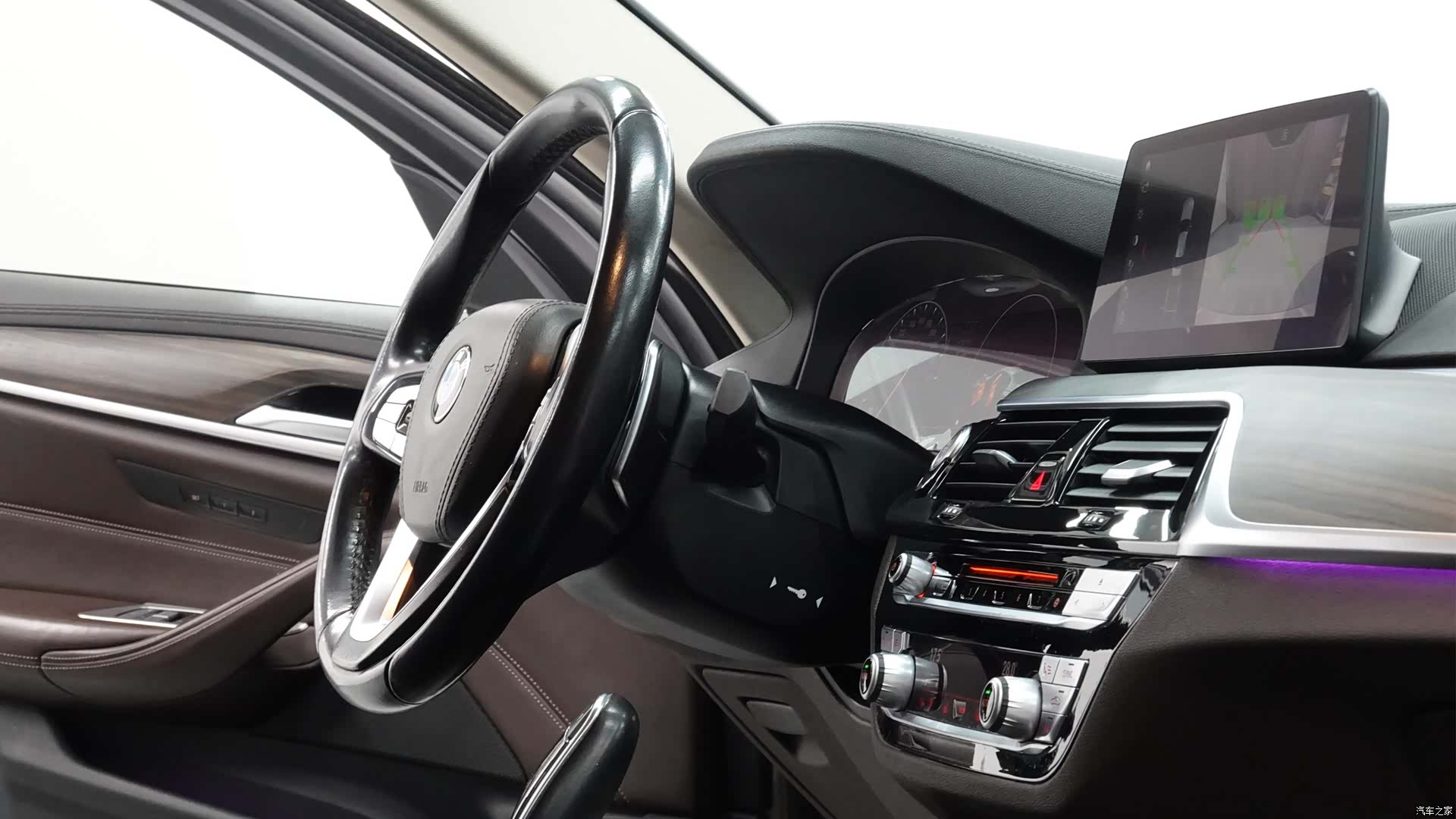BMW 5 Series, 2019 13