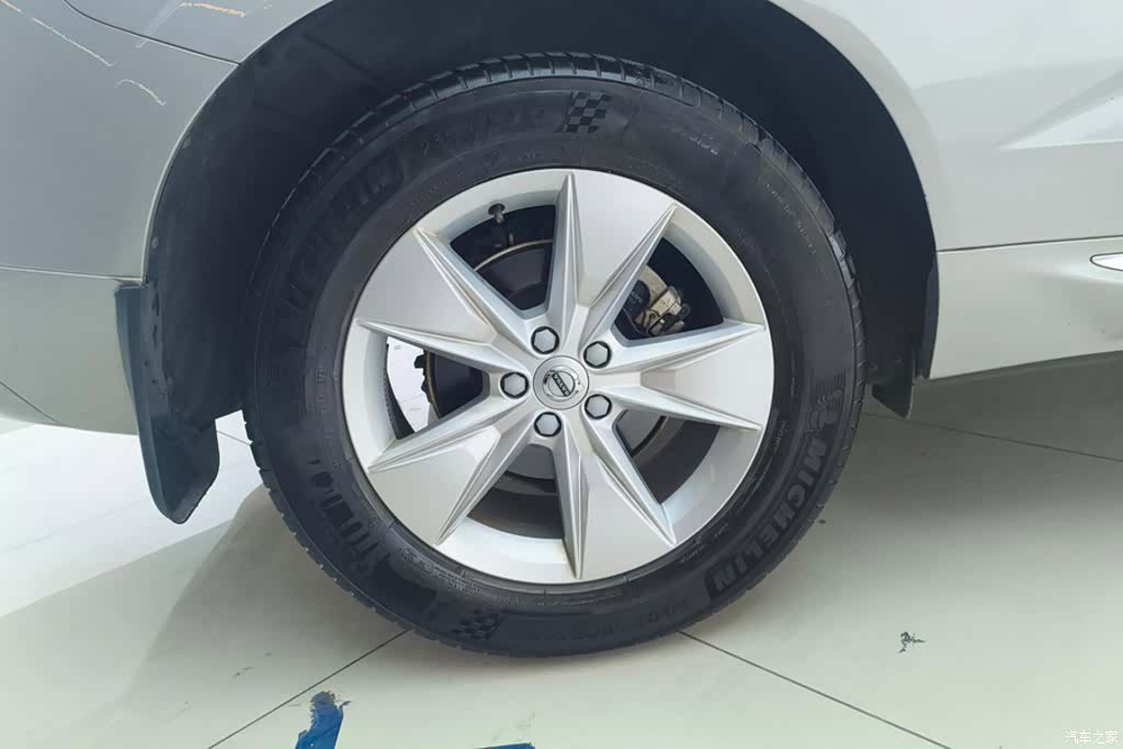 Volvo XC60, 2021 6