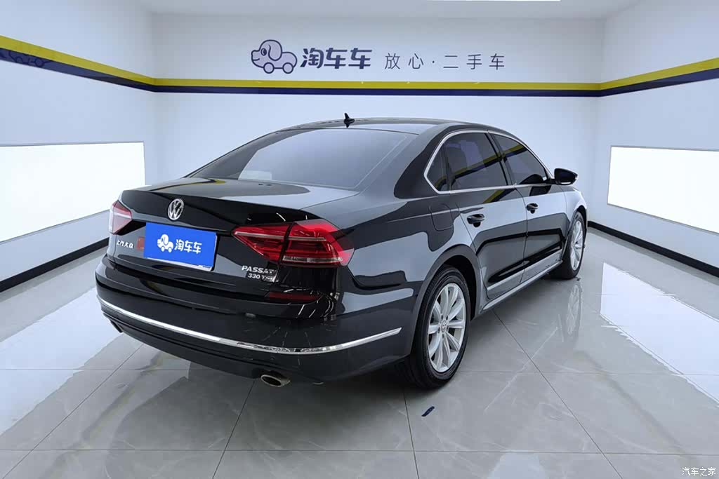 Volkswagen Passat, 2019 3