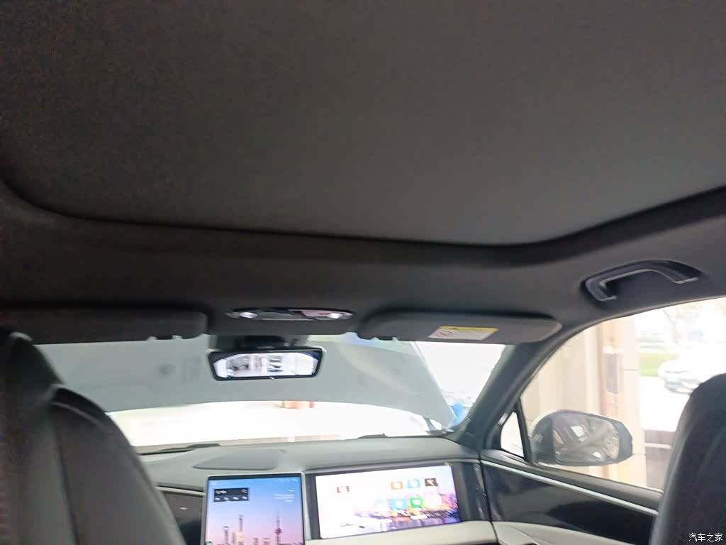 Geely Galaxy L7, 2023 14