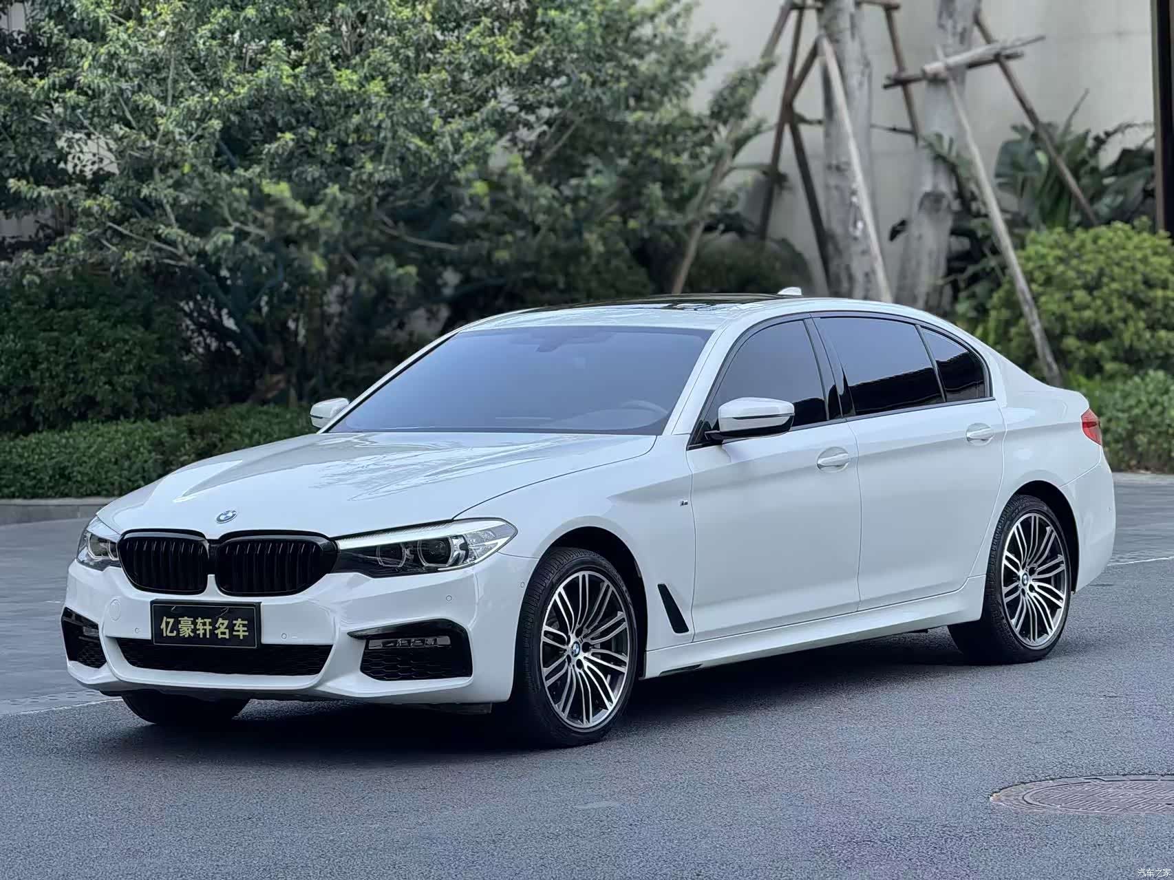 BMW 5 Series, 2019 1