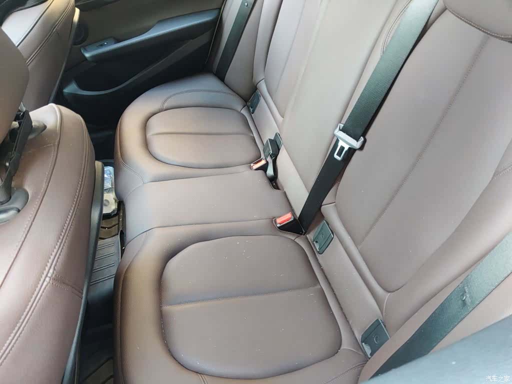 BMW 1 Series, 2019 18