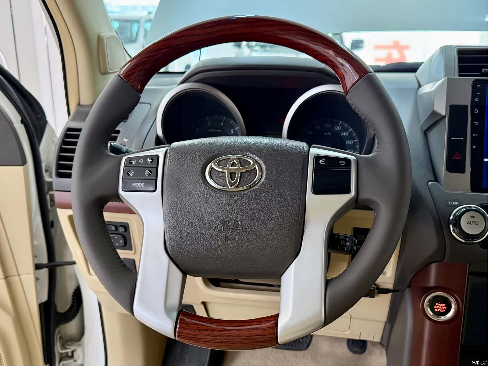 Toyota Prado, 2016 все фото