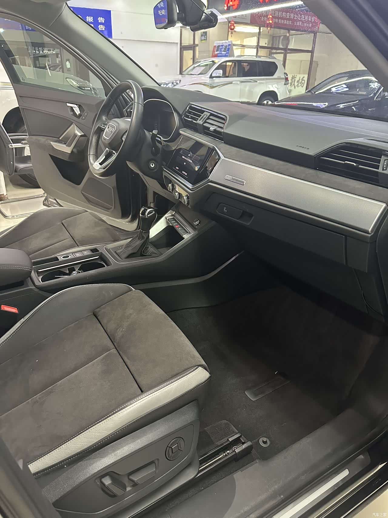 Audi Q3, 2021 6