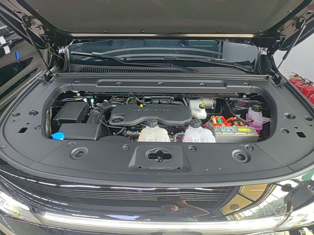 Leapmotor C16, 2024 20