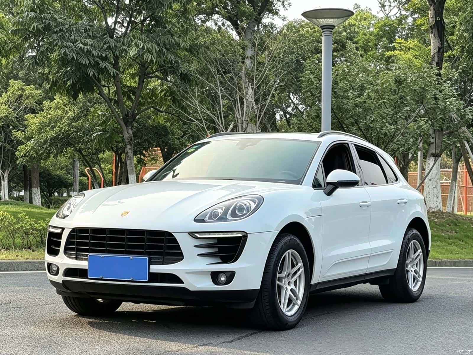 Porsche Macan, 2016 1