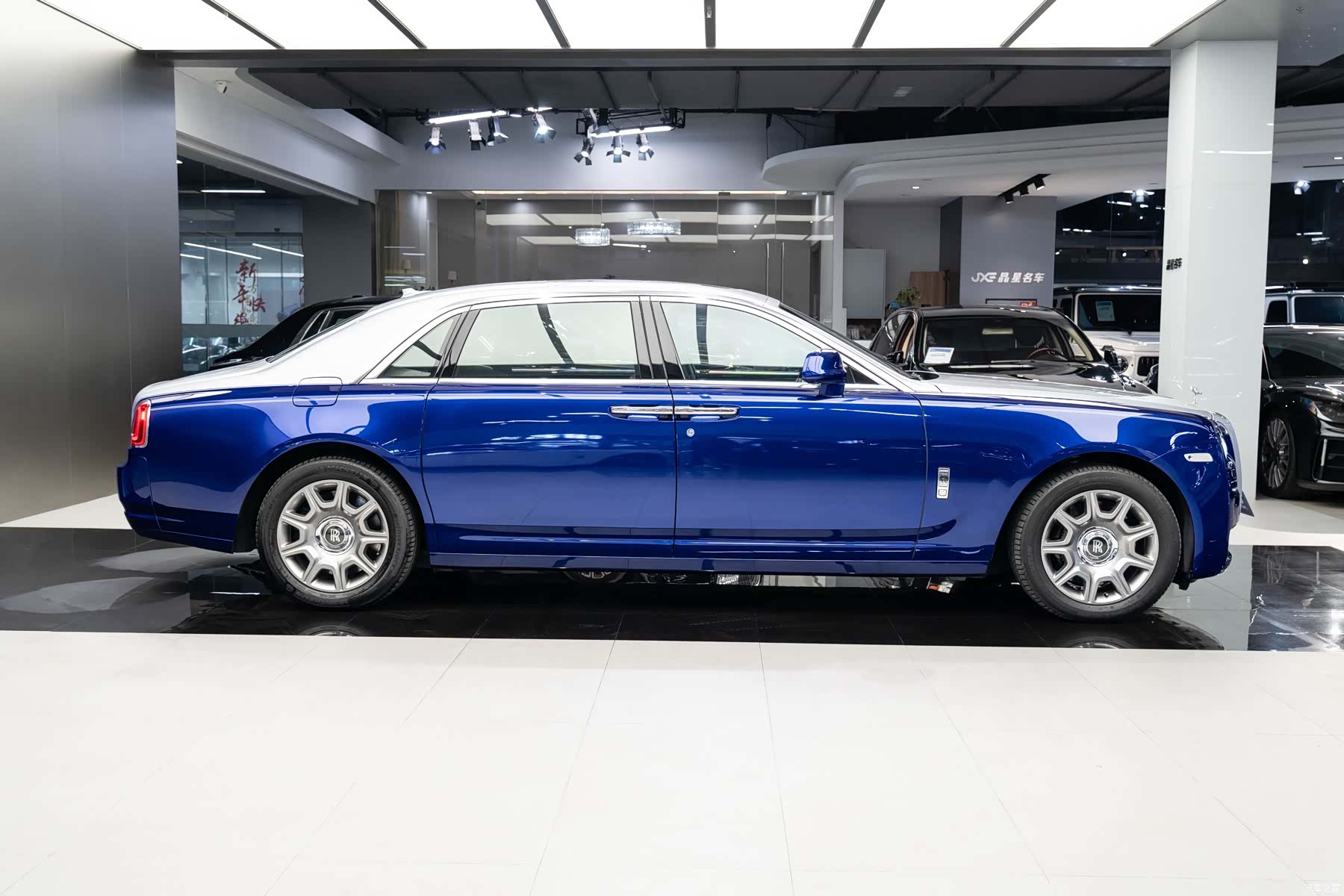 Rolls-Royce Ghost, 2018 12