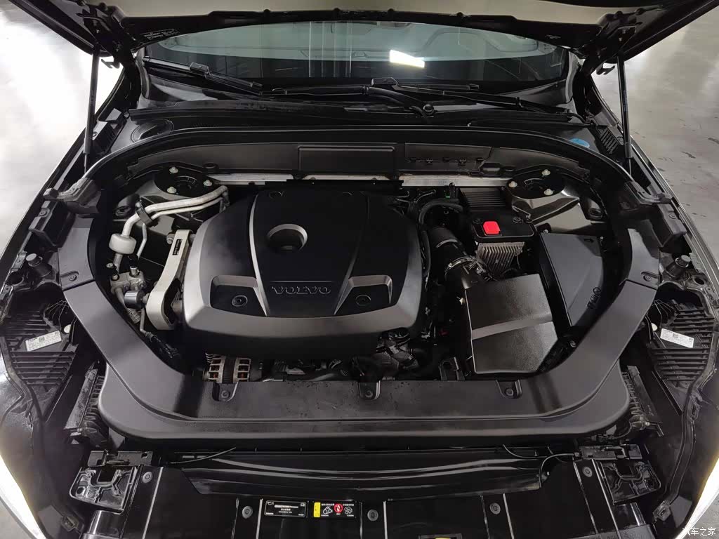 Volvo XC60, 2020 6