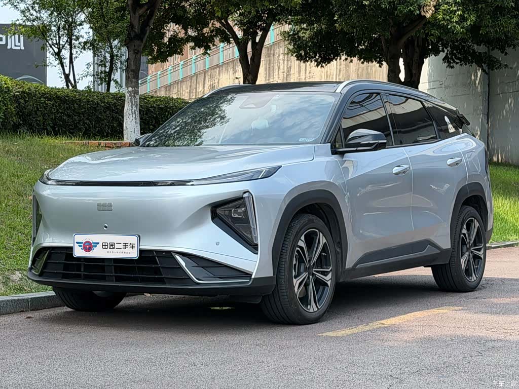 Geely Galaxy L7, 2025 1
