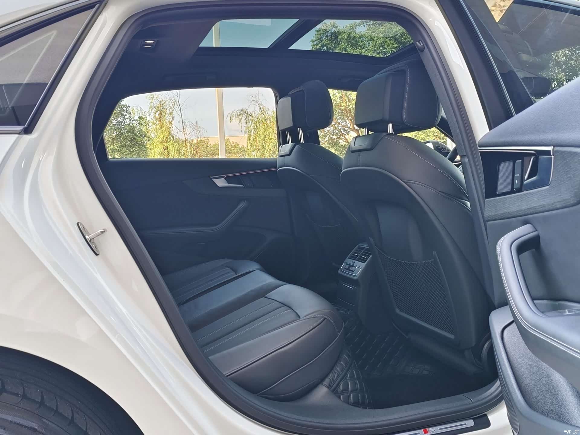 Audi A4L, 2023 17