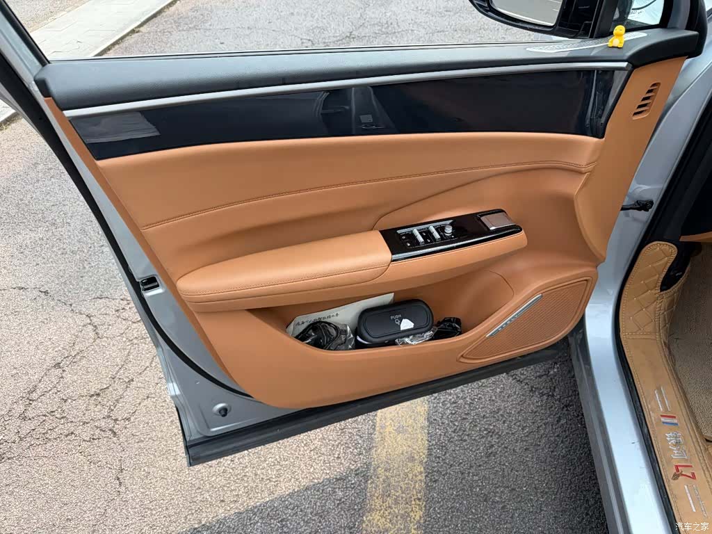 Geely Galaxy L7, 2025 6