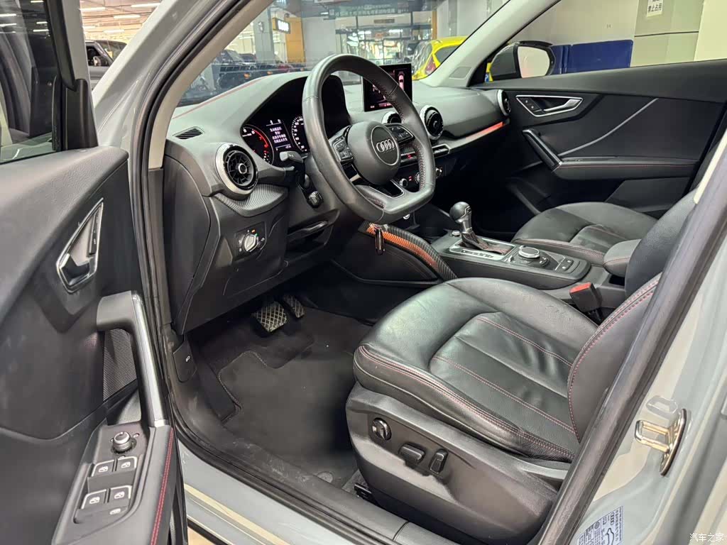 Audi Q2L, 2022 7