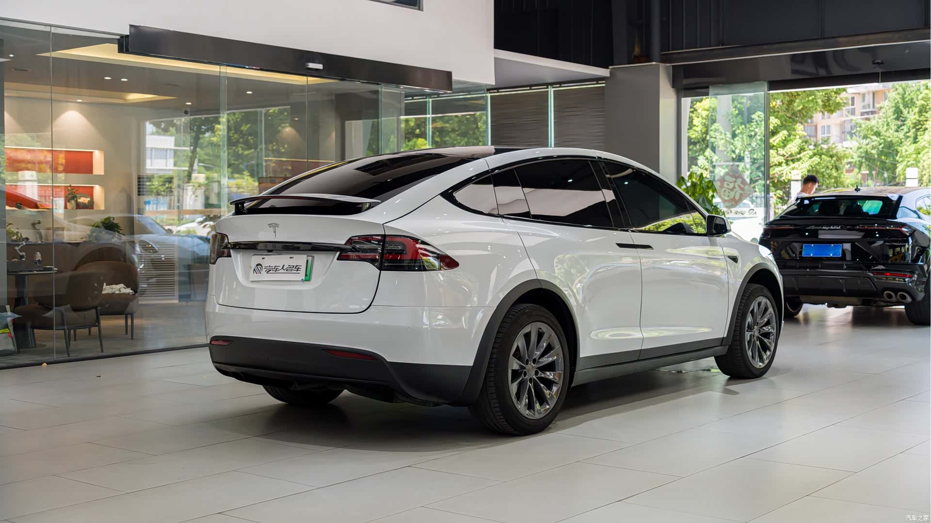 Tesla Model X, 2017 15