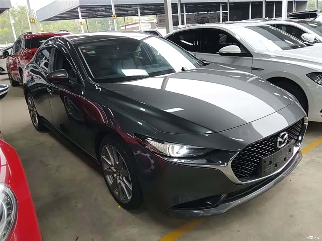 Mazda Mazda3, 2022 4