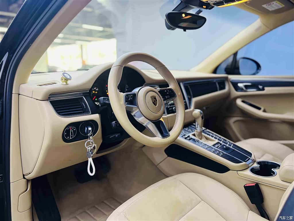 Porsche Macan, 2016 4