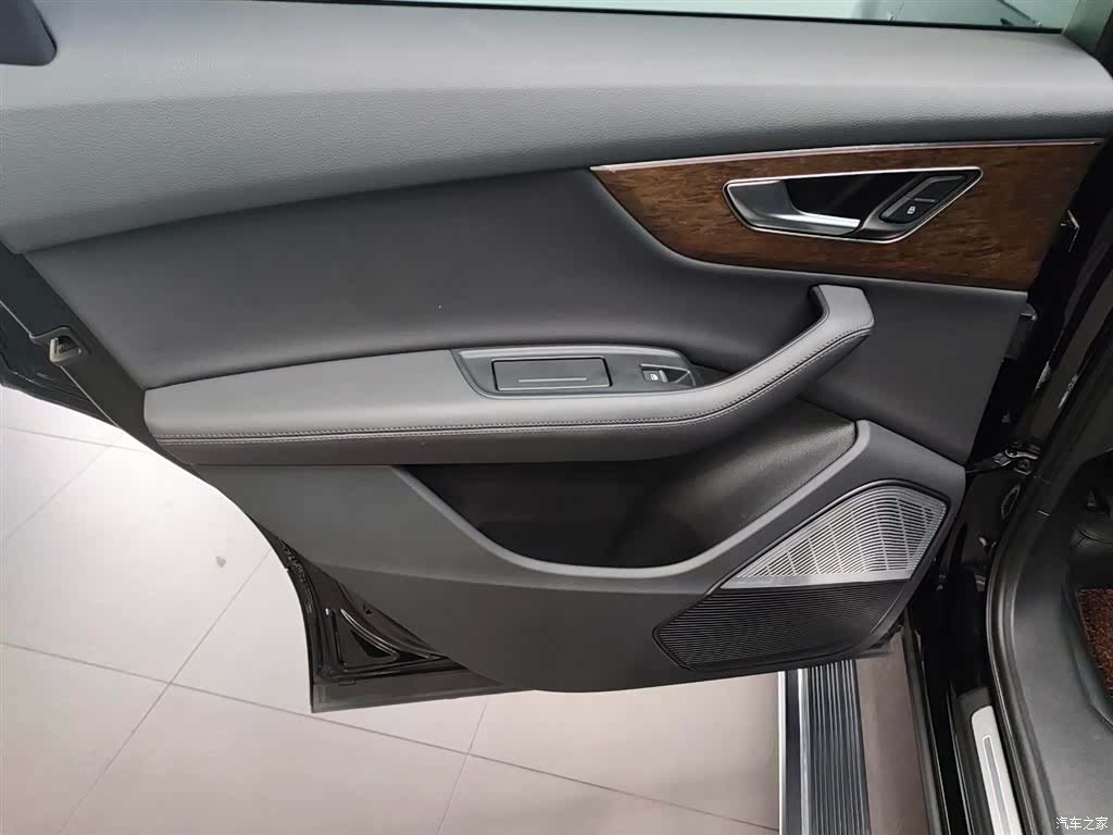 Audi Q7, 2024 20
