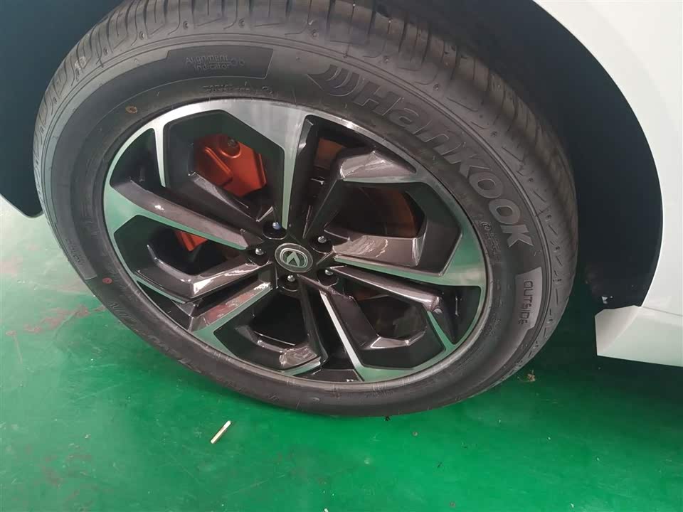 Changan UNI-K Smart iDD