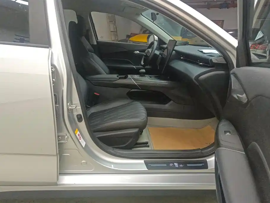 Changan A05