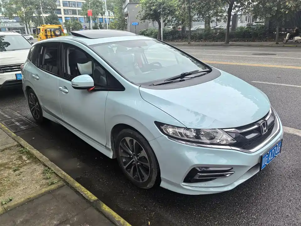 Honda Jade