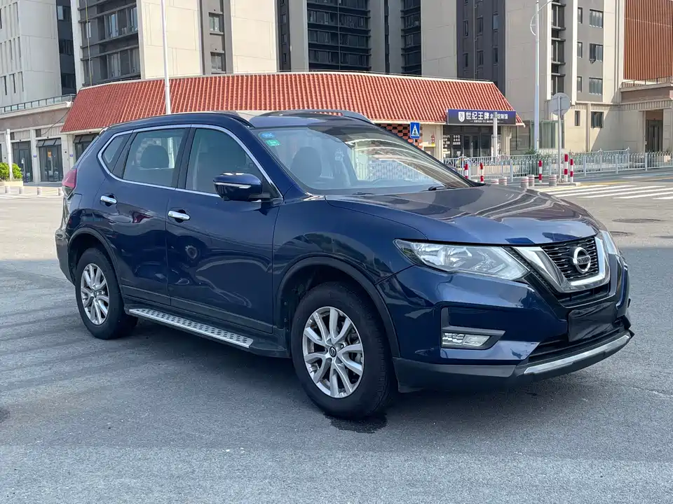 Nissan Qijun