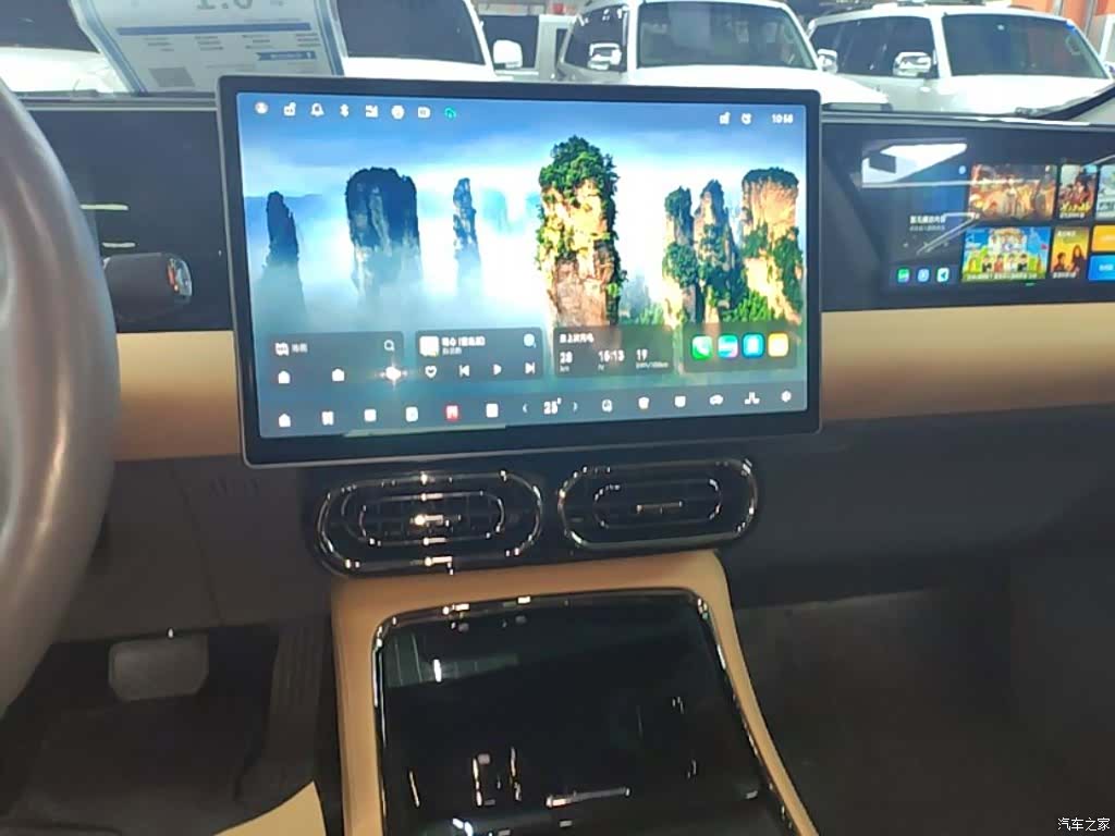 Leapmotor C01, 2024 13