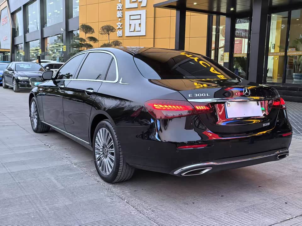 Mercedes-Benz E-class Mercedes-Benz E-class
