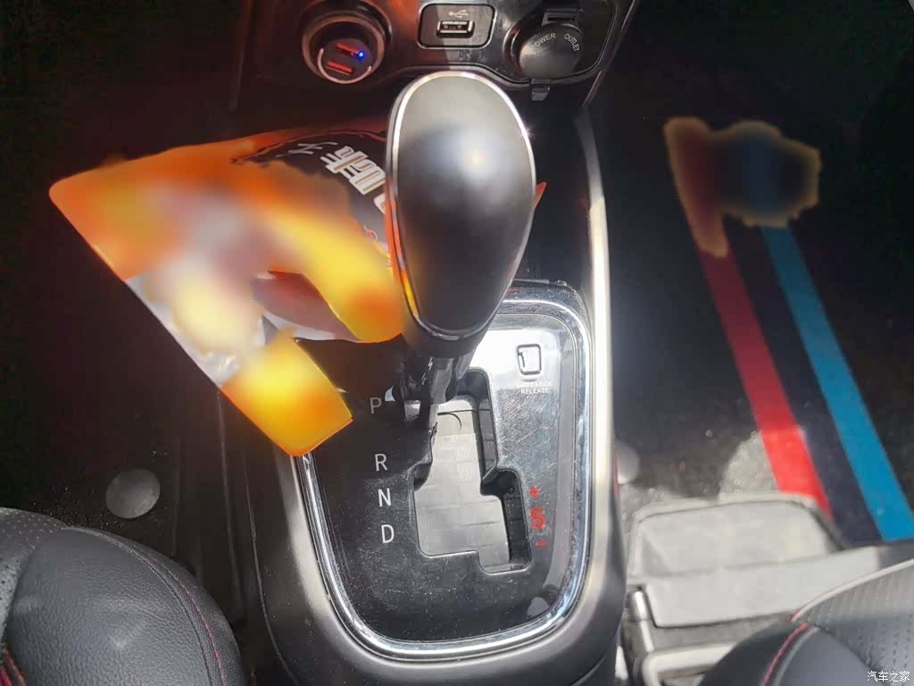 Changan CS15, 2017 7