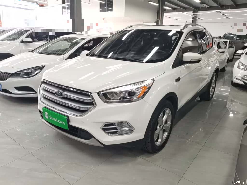 Ford Kuga, 2018 1