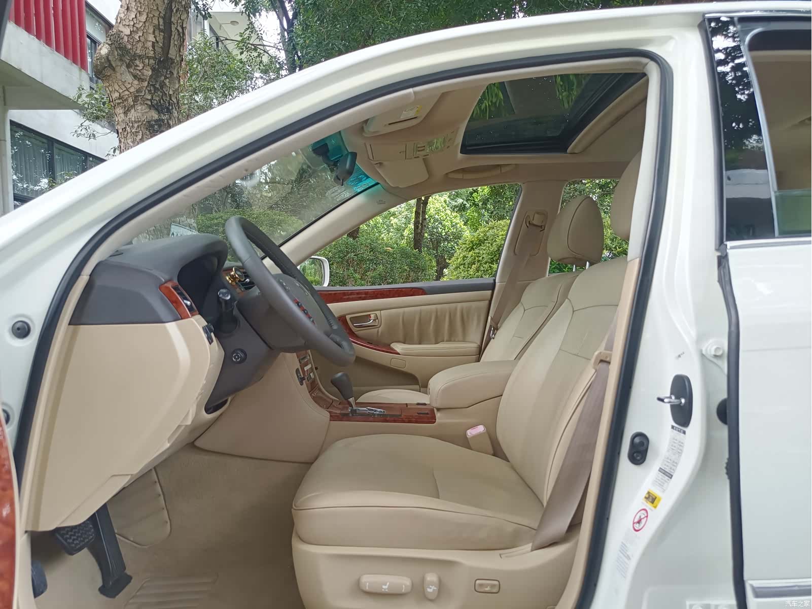 Toyota Crown, 2008 8