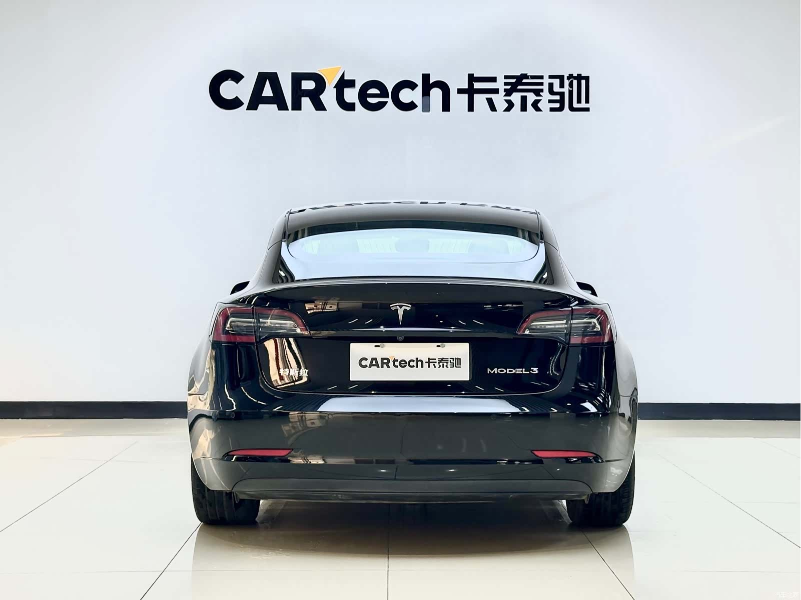Tesla Model 3, 2020 4