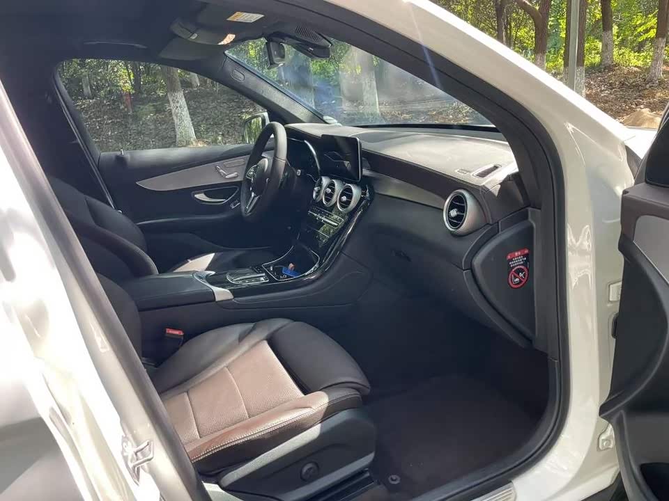 Mercedes-Benz GLC Mercedes-Benz GLC