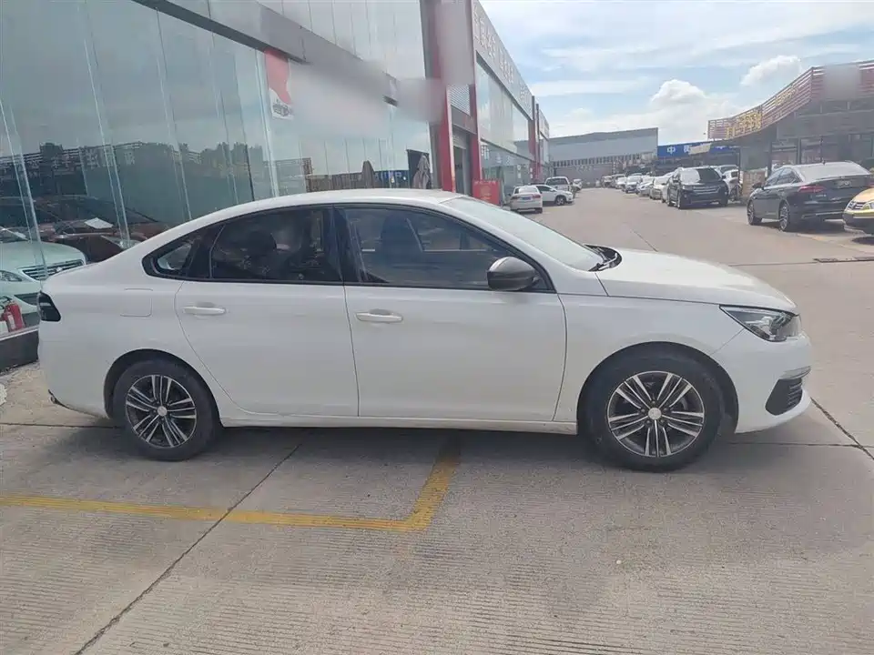 Peugeot 308