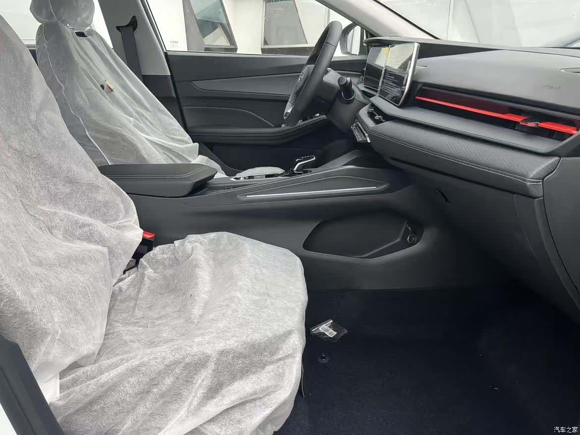Geely Binray, 2026 7