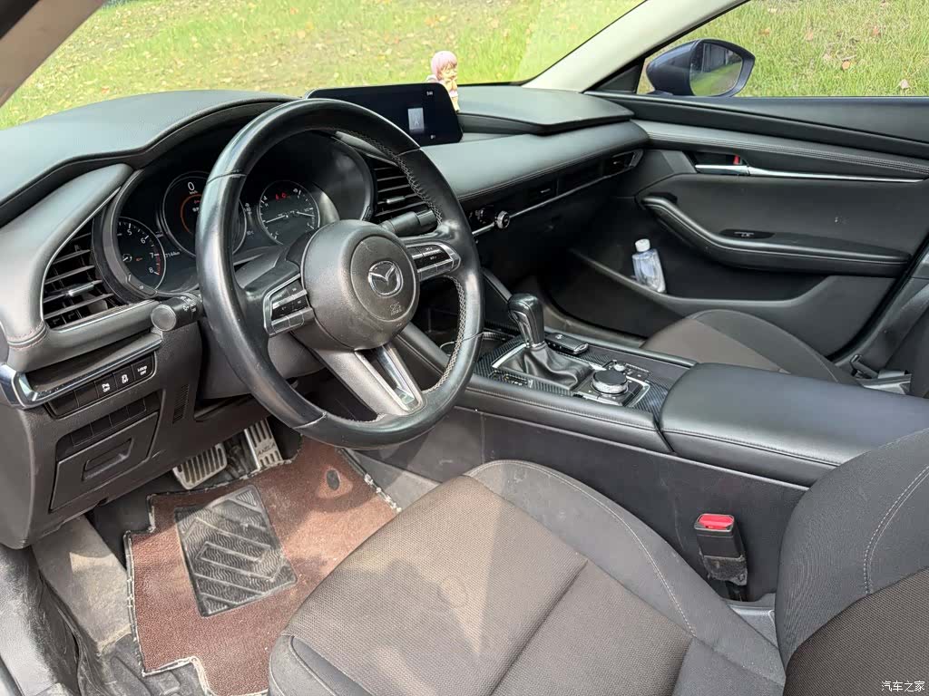 Mazda Mazda3, 2022 7