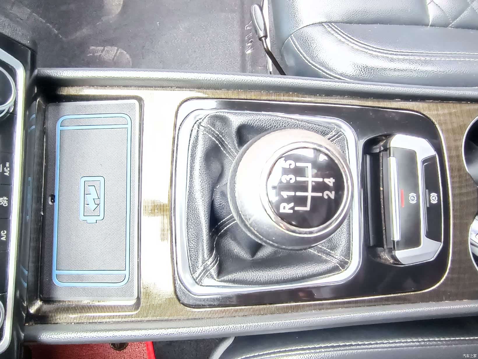 Zotye Z500, 2018 28