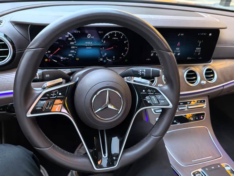 Mercedes-Benz E-class Mercedes-Benz E-class