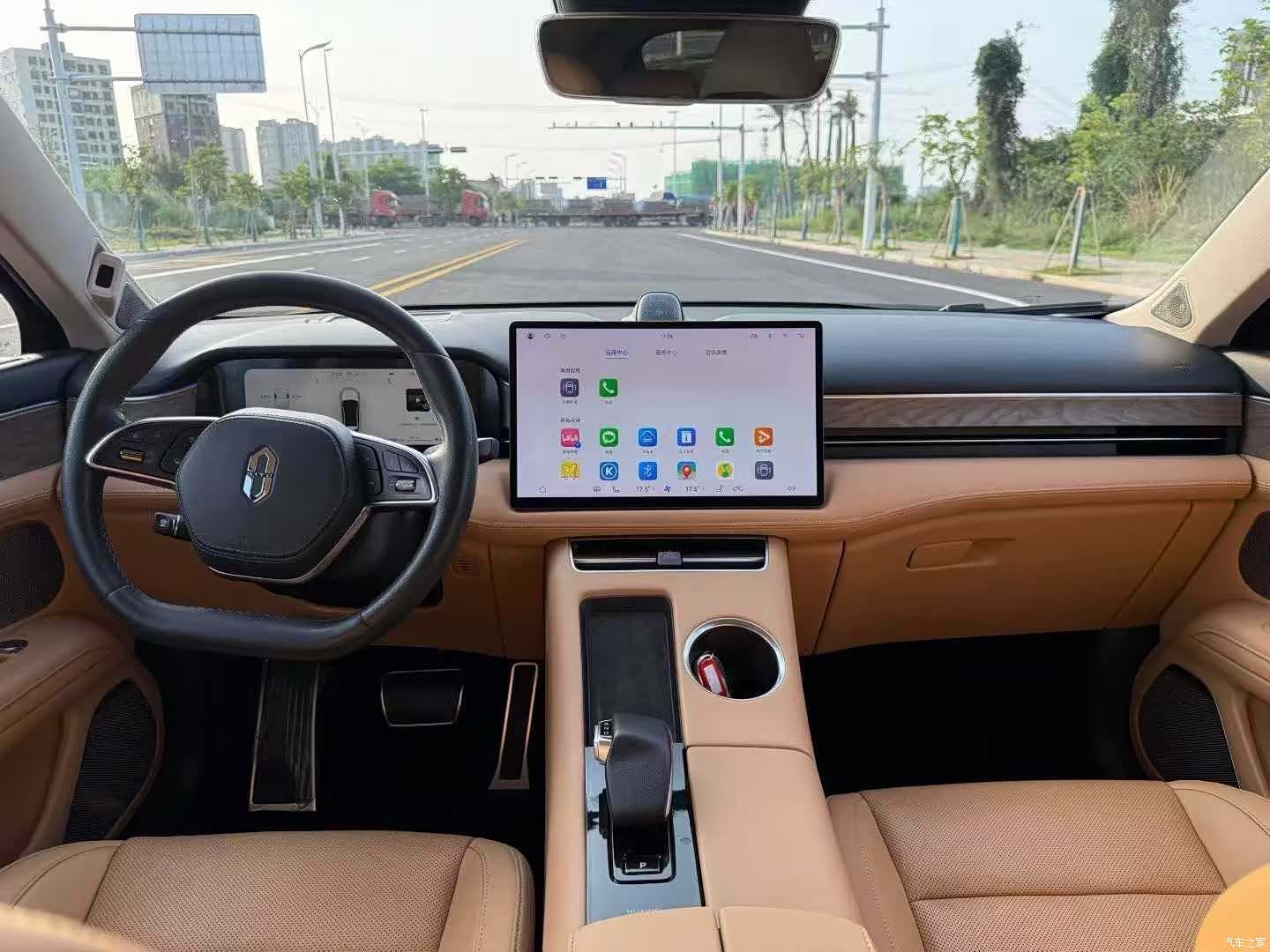 AITO M5, 2022 6