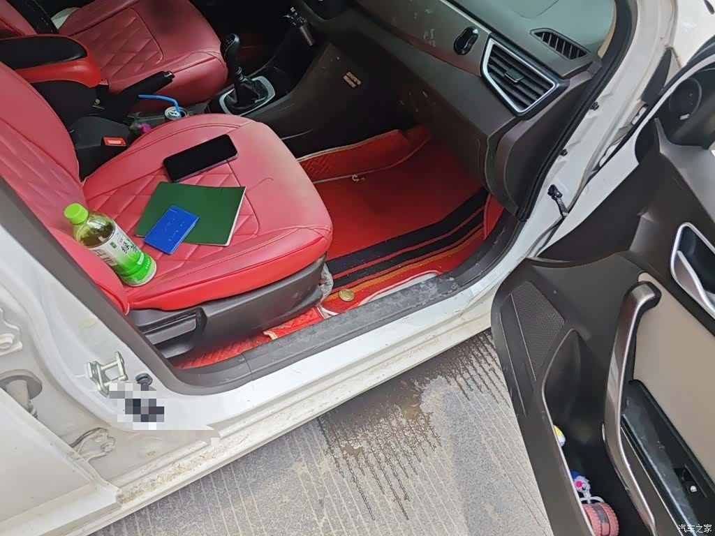 Wuling 310W, 2019 20