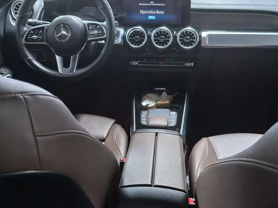 Mercedes-Benz GLB Mercedes-Benz GLB