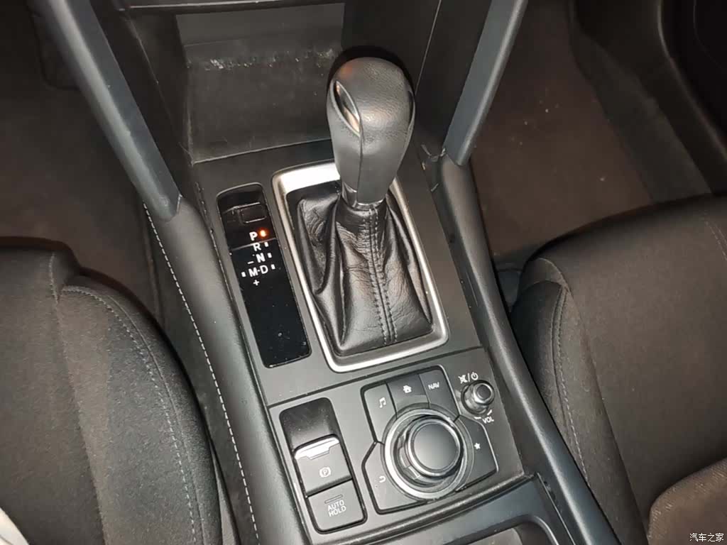 Mazda CX-4, 2021 14