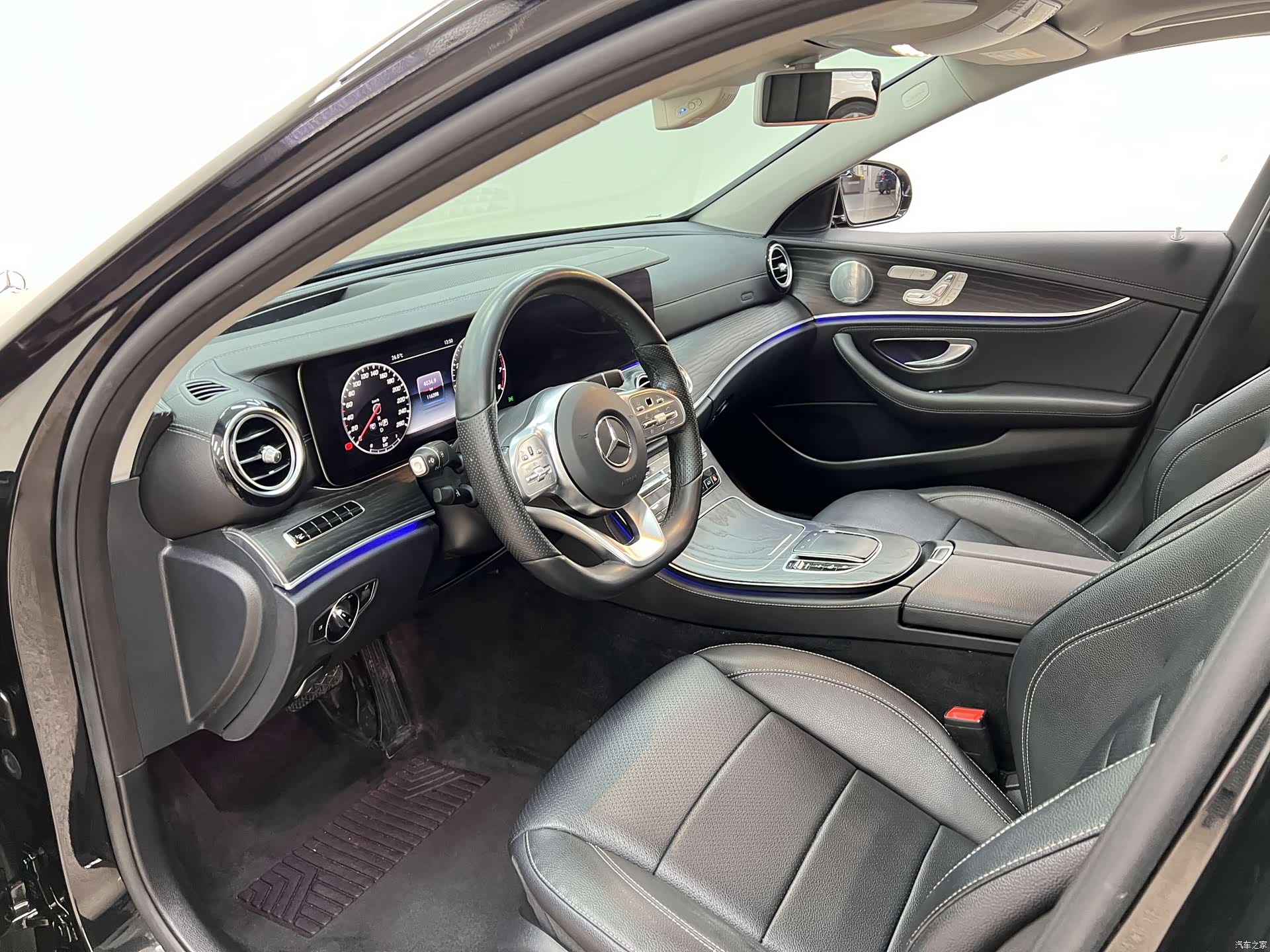 Mercedes-Benz E-Class, 2020 10