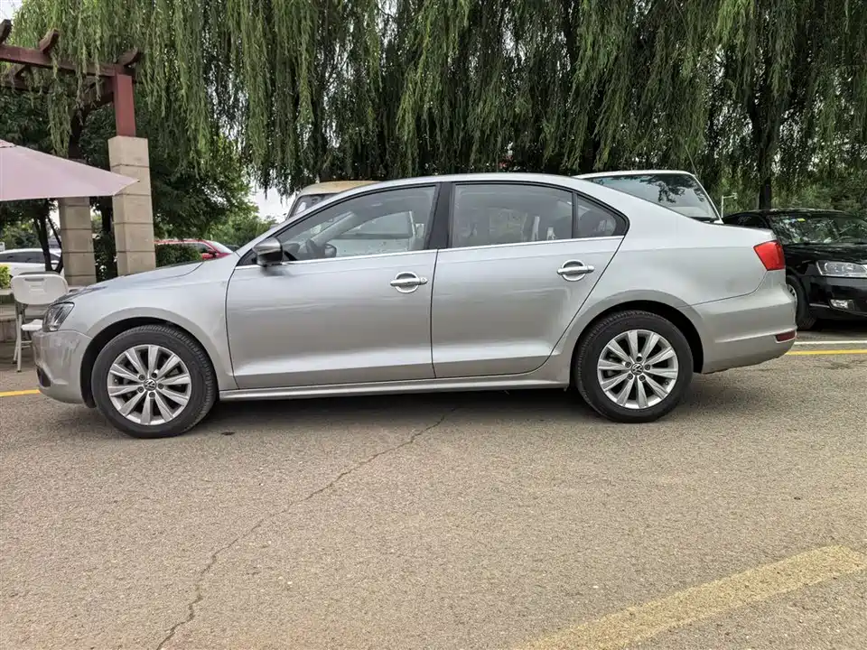 Volkswagen Sagitar Volkswagen Sagitar
