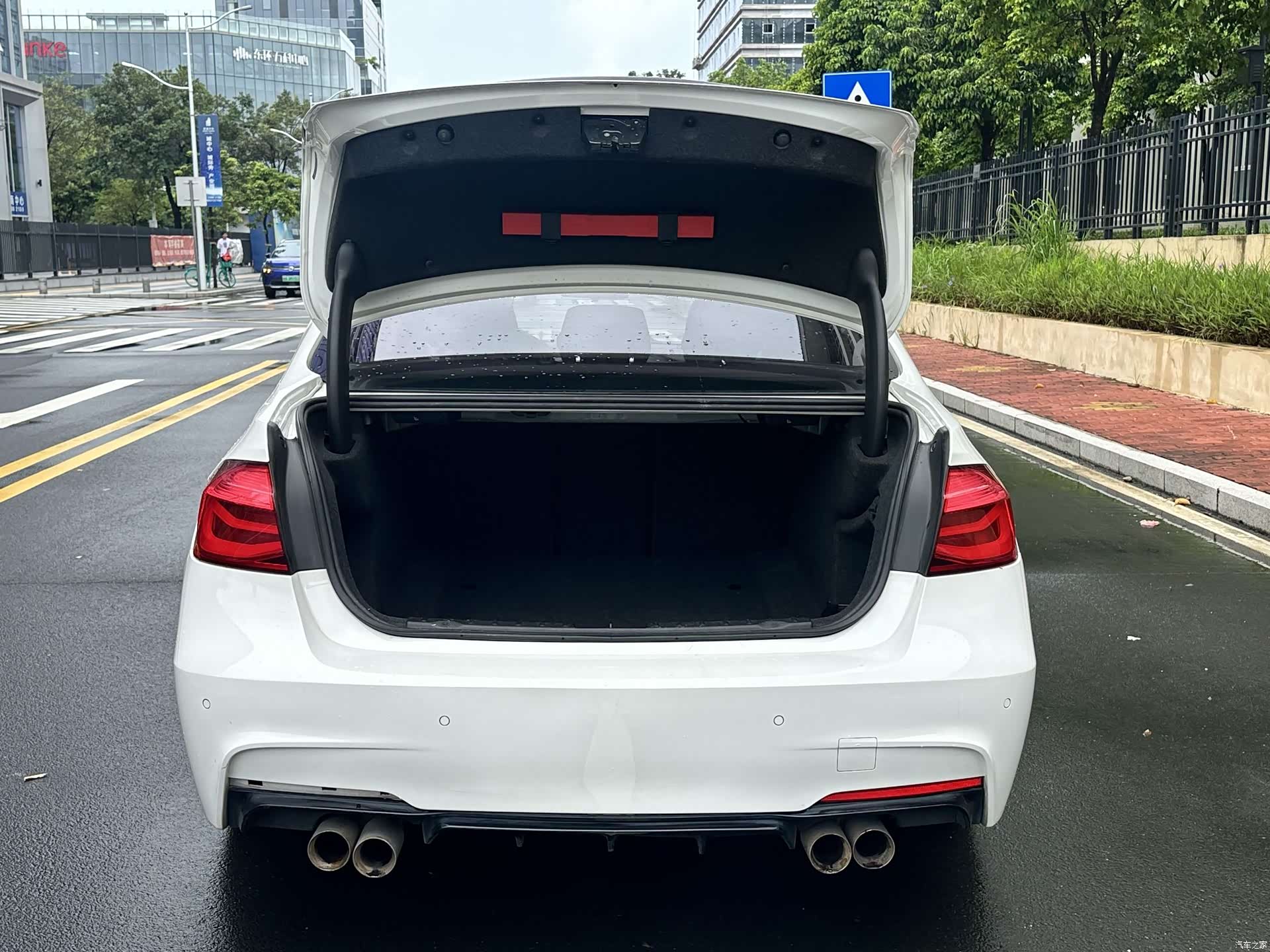 BMW 3 Series, 2019 все фото