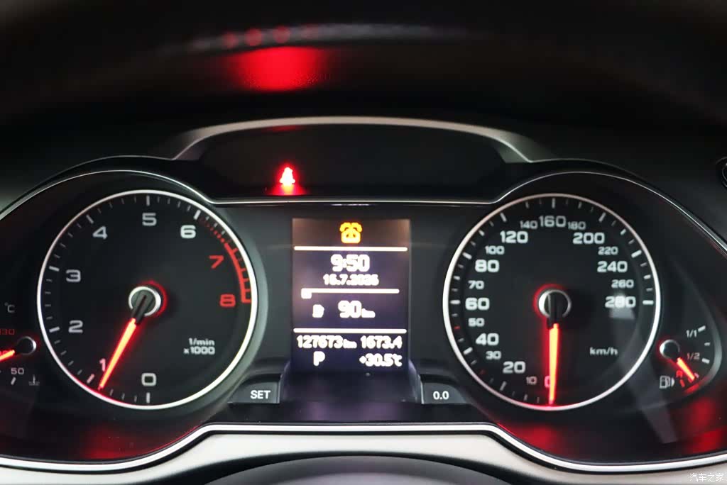 Audi A4L, 2015 22
