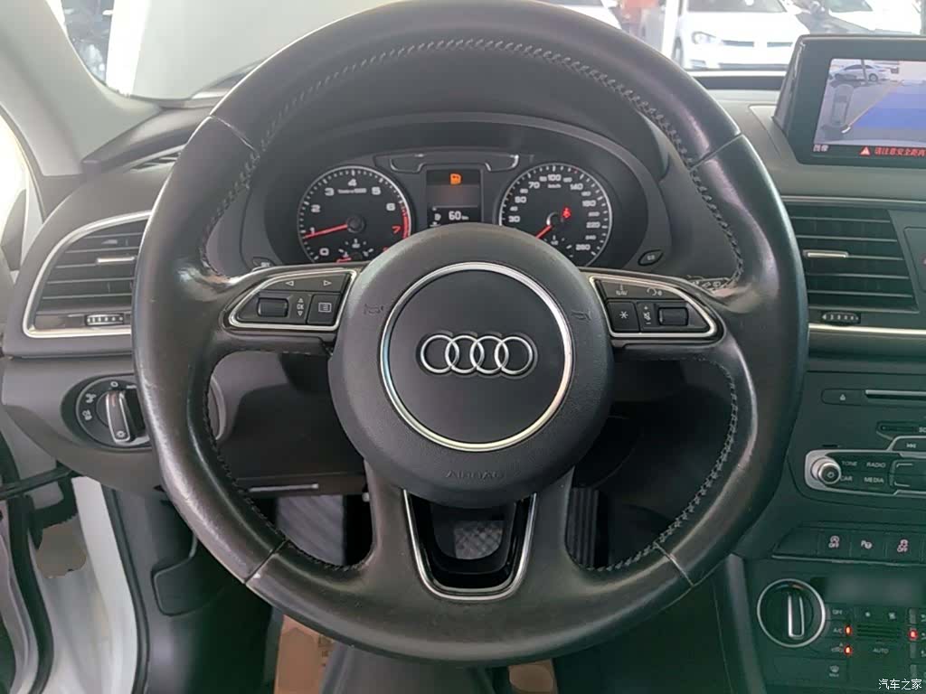 Audi Q3, 2016 11