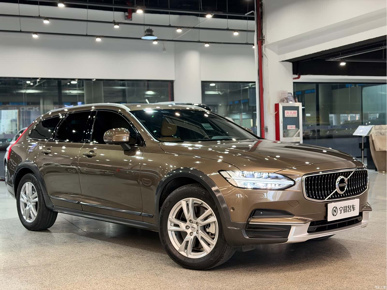 Volvo V90, 2018 3